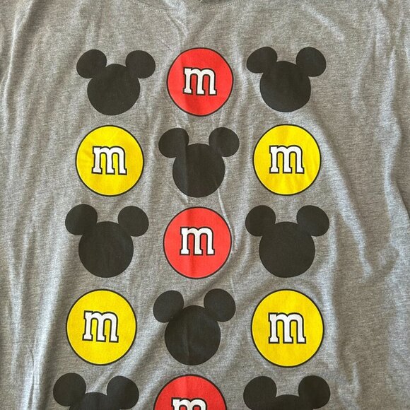Disney Springs M&M Mickey Long Sleeve Hoodie Tee Size XXL 2XL Men's Unisex Shirt - Picture 9 of 10
